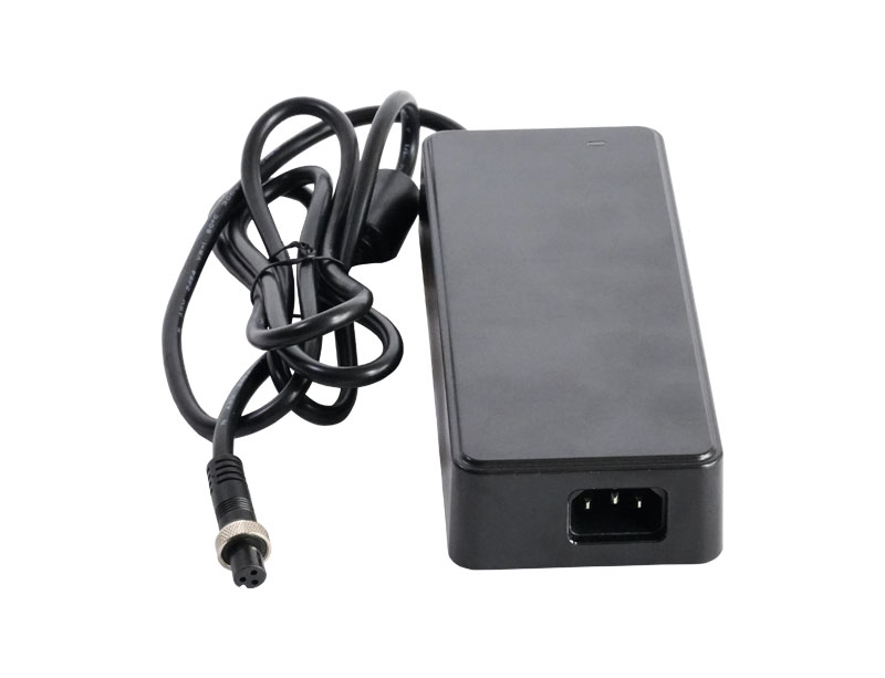 AC-adapter DC-lader for skrutrekker